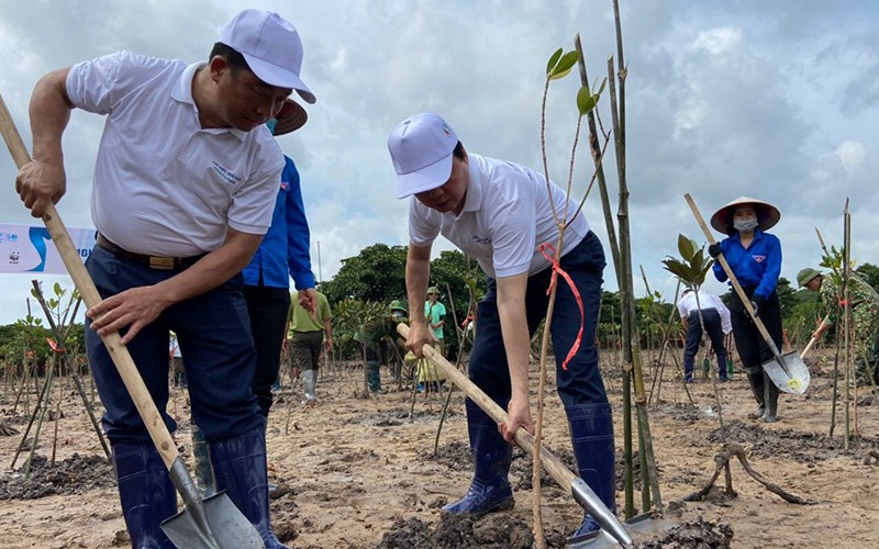 Hưởng ứng Ngày Môi trường thế giới (5/6) năm 2022, được Chương trình Môi trường Liên hợp quốc (UNEP) phát động với chủ đề “Chỉ một Trái đất” (Only One Earth), Bộ Tài nguyên và Môi trường đề nghị các bộ, ngành, chính quyền các địa phương tiếp tục triển khai đồng bộ các giải pháp nhằm hạn chế ô nhiễm môi trường, sự suy giảm đa dạng sinh học.