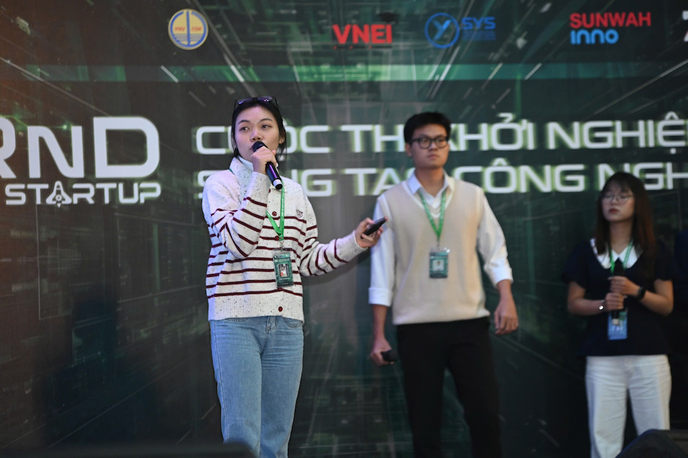 (ĐCSVN) - Cuộc thi Khởi nghiệp Sáng tạo Công nghệ (R&D to Start-up) 2024 thu hút sự tham gia của đông đảo sinh viên, giảng viên, nhà nghiên cứu, doanh nhân, các vườn ươm khởi nghiệp và các tổ chức đầu tư.