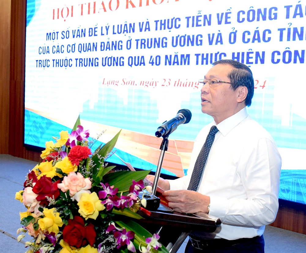 (ĐCSVN) – Hội thảo đã khẳng định vị trí, vai trò đặc biệt quan trọng của công tác tham mưu, góp phần quan trọng vào những thành tựu to lớn, có ý nghĩa lịch sử qua 40 năm đổi mới, thông qua việc tham mưu giúp cho Ban Chấp hành Trung ương, Bộ Chính trị, Ban Bí thư và các tỉnh ủy, thành ủy ban hành và tổ chức thực hiện đường lối, chủ trương, quyết sách đổi mới...