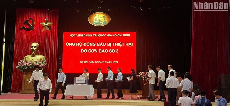  Học viện Chính trị quốc gia Hồ Chí Minh ủng hộ đồng bào bị ảnh hưởng bão số 3 