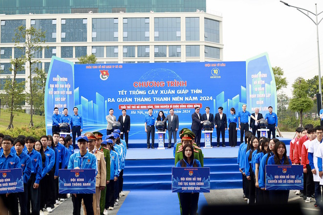 (ĐCSVN) - Tháng Thanh niên năm 2024 với chủ đề “Thanh niên Thủ đô xung kích tình nguyện vì cuộc sống cộng đồng” sẽ diễn ra từ ngày 1-31/3/2024, với mong muốn phát huy vai trò của đoàn viên, thanh niên Thủ đô trong tham gia thực hiện các công trình, phần việc tại các địa phương, đơn vị.