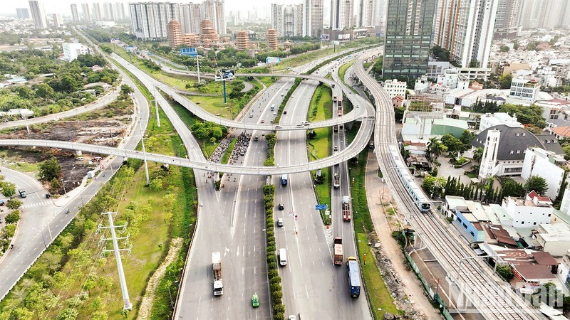  Quyết tâm công phá “tảng đá” trách nhiệm 