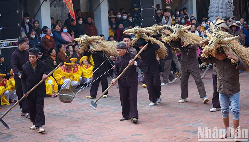  “Gạn đục, khơi trong” mùa lễ hội 