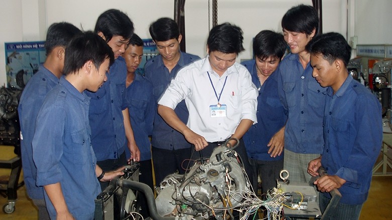  Ðào tạo nghề cho đồng bào Khmer 