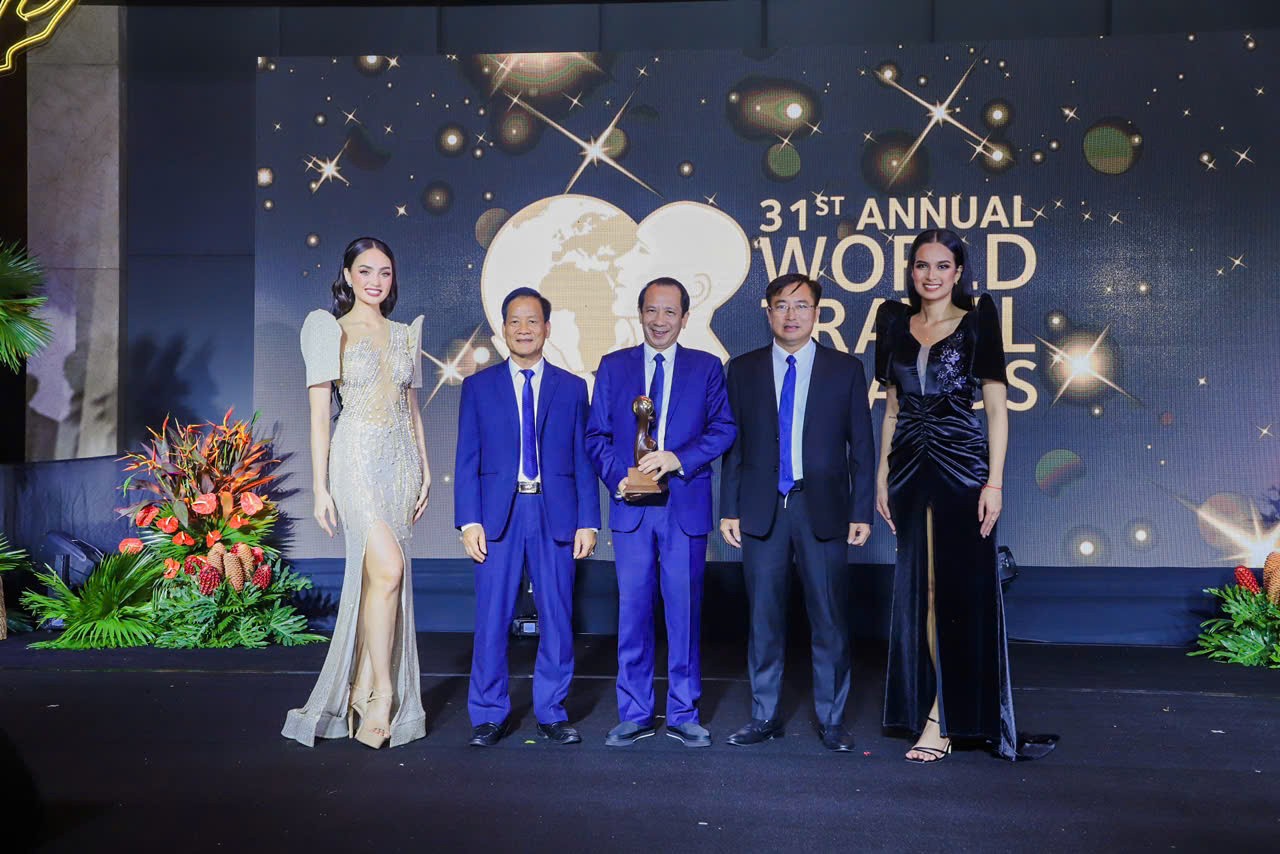 (ĐCSVN) – Tại Giải thưởng Du lịch thế giới (World Travel Awards), Việt Nam một lần nữa được tôn vinh là “Điểm đến hàng đầu châu Á”.