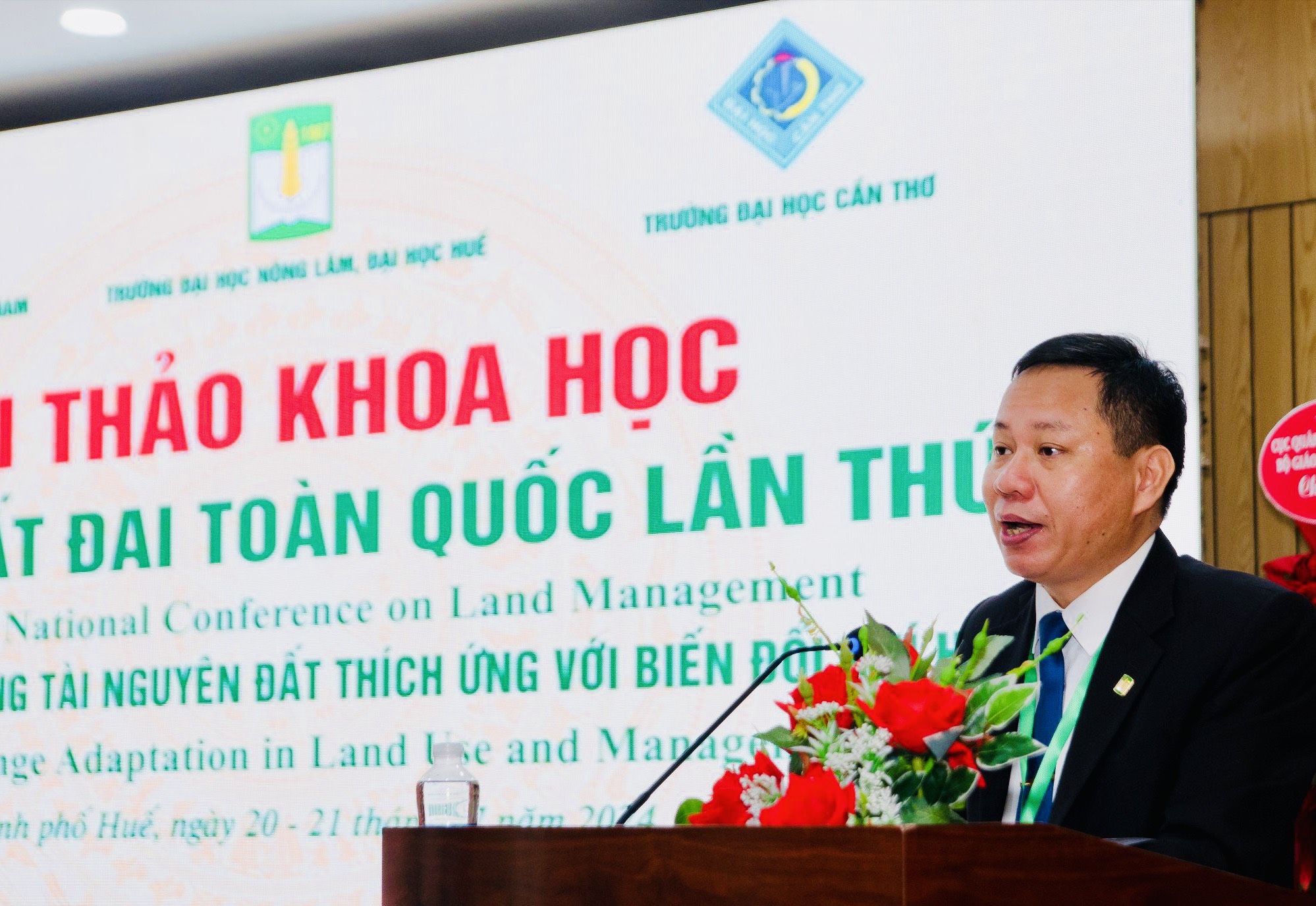 (ĐCSVN) - Hội thảo là diễn đàn cho các nhà khoa học, giảng viên, nghiên cứu sinh, học viên từ các trường đại học, viện nghiên cứu trình bày, trao đổi các kết quả nghiên cứu về các vấn đề liên quan đến quản lý và sử dụng đất trong bối cảnh biến đổi khí hậu…