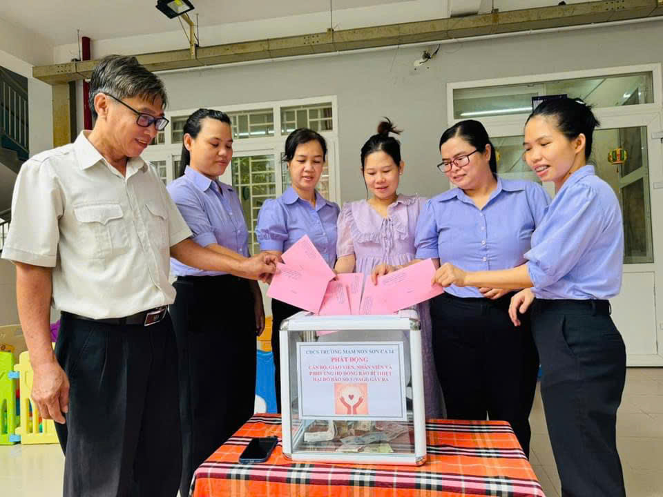 (ĐCSVN) - Liên đoàn Lao động Thành phố Hồ Chí Minh kêu gọi toàn thể công nhân viên chức lao động (CNVCLĐ) và các cấp công đoàn Thành phố, với tinh thần 