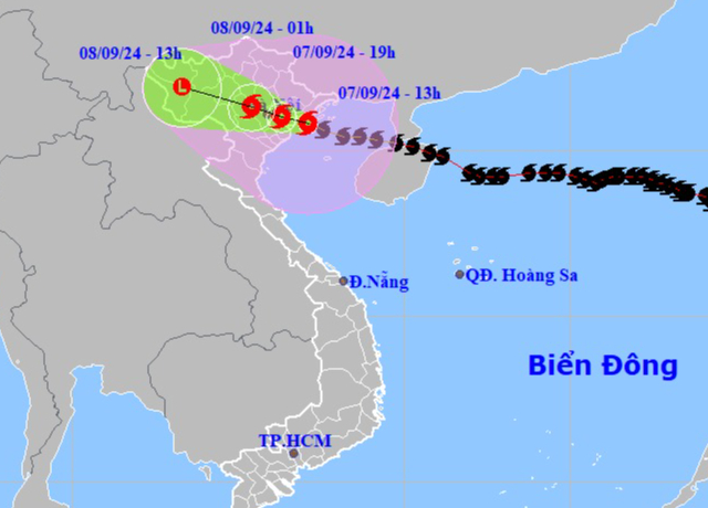 (ĐCSVN) – Hồi 15h ngày 7/9, vị trí tâm bão ở vào khoảng 20.9 độ Vĩ Bắc; 106.8 độ Kinh Đông, trên đất liền Quảng Ninh – Hải Phòng. Sức gió mạnh nhất cấp 12-13, giật cấp 16. Do ảnh hưởng của bão số 3, tại Bãi Cháy (Quảng Ninh) gió mạnh cấp 14, giật cấp 17. Thủ đô Hà Nội gió rít mạnh.