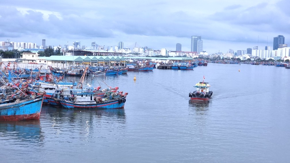 (ĐCSVN) –  Những năm qua, Đà Nẵng luôn quan tâm phát triển lợi thế về kinh tế biển. Trong những nỗ lực đó, lĩnh vực khoa học và công nghệ đang từng bước khẳng định vai trò, sự đóng góp để góp phần đưa Đà Nẵng thành địa phương mạnh về biển.