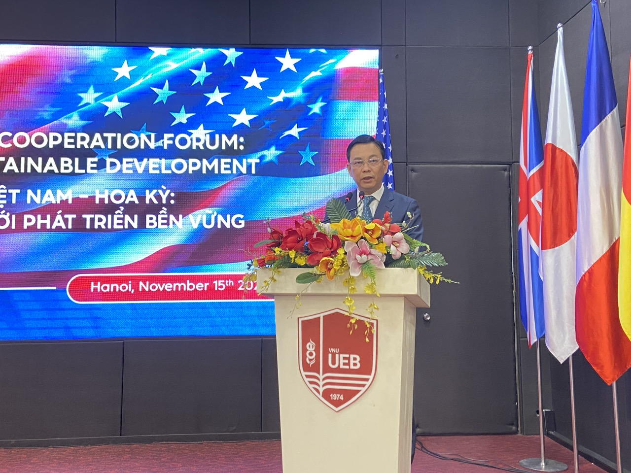 (ĐCSVN) - Diễn đàn Hợp tác Việt Nam - Hoa Kỳ 2024 được kỳ vọng không chỉ có sức ảnh hưởng và lan tỏa quốc tế, kết nối trực tiếp cộng đồng học giả, nhà nghiên cứu, nhà hoạch định chính sách, doanh nghiệp mà còn kết nối dòng chảy thương mại, dịch vụ và đầu tư giữa Việt Nam và Hoa Kỳ.