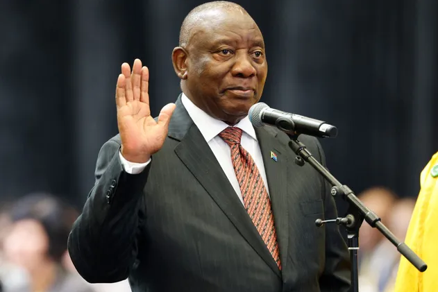 (ĐCSVN) – Tổng thống Nam Phi Cyril Ramaphosa đã công bố những vị trí chủ chốt trong chính phủ mới của mình sau khi đảng của ông và các đảng khác nhất trí thành lập một chính phủ liên minh sau nhiều tuần tranh luận.