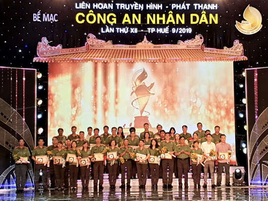  (ĐCSVN) – Thời gian qua, hệ thống báo chí công an nhân dân đã chủ động, linh hoạt, sáng tạo trong đấu tranh phản bác với các quan điểm sai trái, thù địch, bảo vệ nền tảng tư tưởng của Đảng, bảo vệ sự đúng đắn và góp phần quan trọng đưa các chủ trương, đường lối của Đảng, chính sách, pháp luật của Nhà nước đi vào thực tiễn cuộc sống.