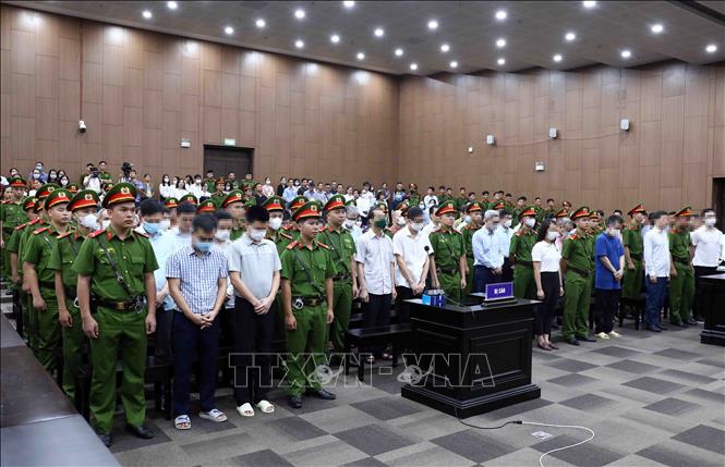 (ĐCSVN) - Vụ “Chuyến bay giải cứu”: Tuyên phạt tù chung thân 4 bị cáo; Khẩn trương khắc phục thiệt hại do mưa lớn ở Lào Cai; Số nạn nhân thiệt mạng trong vụ lật tàu chở khách tại Philippines tăng lên 26 người… là những tin đáng chú ý trong ngày hôm nay (28/7).