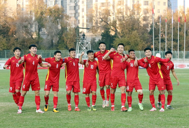  8 cầu thủ U23 được bổ sung vào đội tuyển quốc gia chuẩn bị cho AFF Cup 2020 