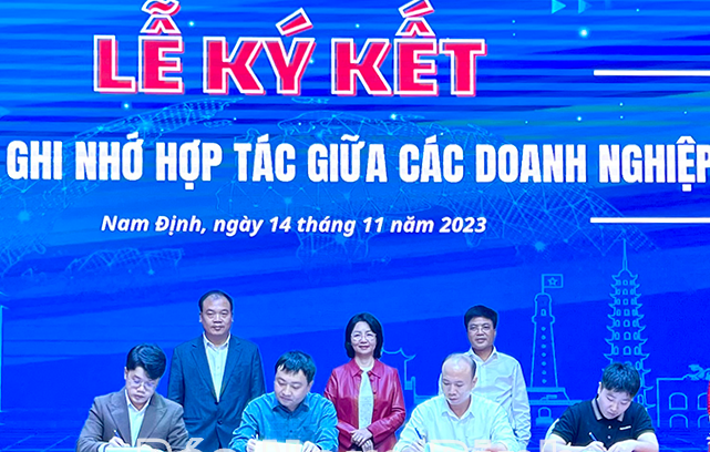 (ĐCSVN) - Hội nghị là dịp các nhà khoa học tập trung trao đổi, chia sẻ kinh nghiệm, đưa ra những giải pháp tháo gỡ khó khăn giúp cho các doanh nghiệp đổi mới sáng tạo của tỉnh phát triển.