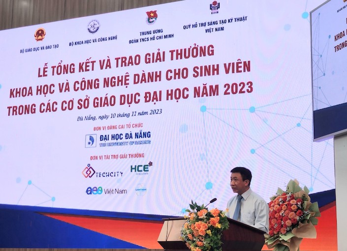 (ĐCSVN) – Giải thưởng khoa học công nghệ (KHCN) dành cho sinh viên trong các cơ sở giáo dục đại học (GDĐH) năm 2023 được tổ chức theo đúng Quy chế của Giải thưởng; công tác tổ chức được thực hiện nghiêm túc, các Hội đồng khoa học đánh giá và xét chọn Giải thưởng thực hiện khách quan, công bằng, đảm bảo uy tín, chất lượng của Giải thưởng.