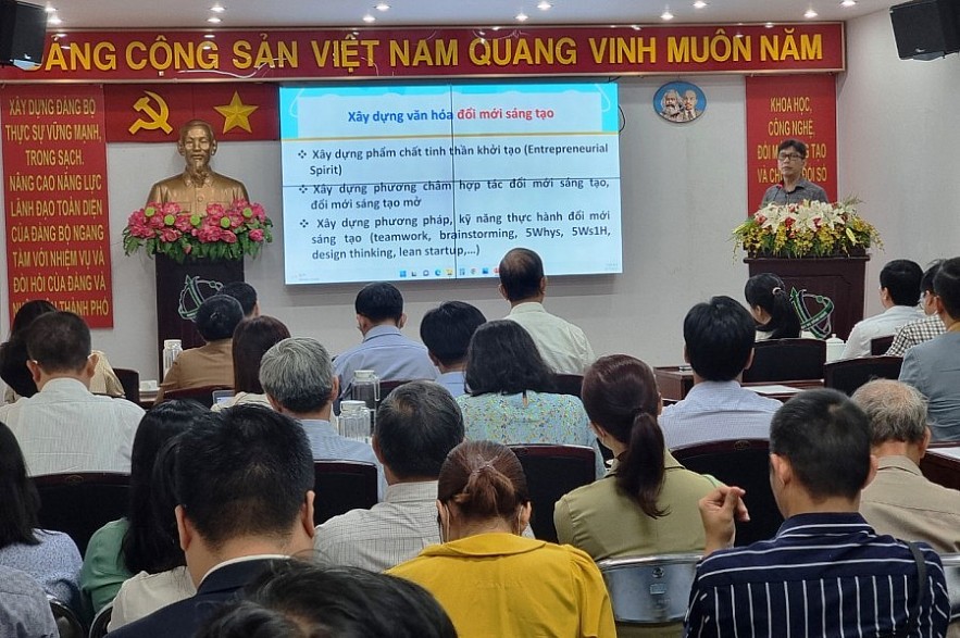 (ĐCSVN) - Ngày 7/9, Sở Khoa học và Công nghệ TP Hồ Chí Minh tổ chức Hội nghị triển khai thúc đẩy hoạt động đổi mới sáng tạo trong khu vực công tại thành phố giai đoạn 2022-2025.