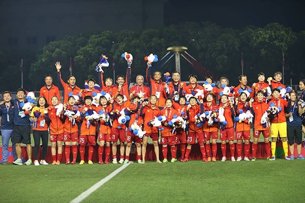  Thắng quả cảm Thái Lan 1-0, tuyển nữ Việt Nam bảo vệ thành công HCV SEA Games 