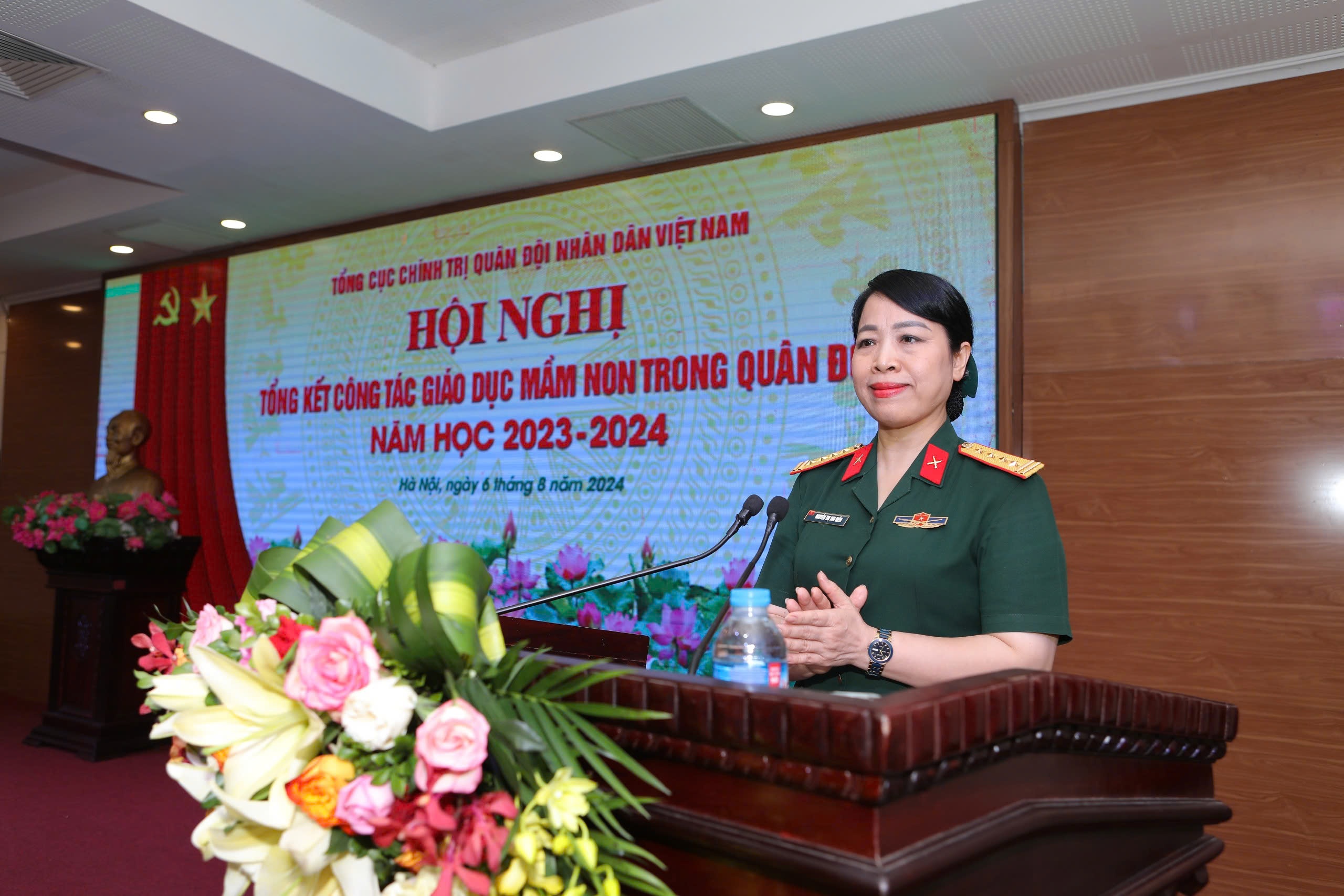 (ĐCSVN) - Năm học 2023 - 2024, nhiều cơ sở giáo dục mầm non trong Quân đội đã tích cực đổi mới phương pháp, hình thức tổ chức môi trường giáo dục trong thực hiện Chương trình giáo dục mầm non, tạo cơ hội học qua chơi, trải nghiệm phù hợp với trẻ, từng bước nâng cao chất lượng nuôi dưỡng, chăm sóc, giáo dục trẻ em.