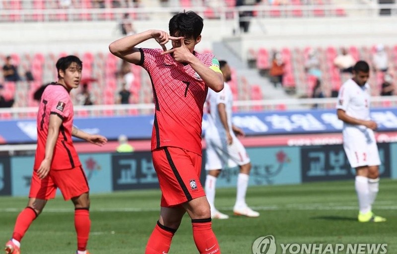  Hàn Quốc hạ Lebanon 2-1, Việt Nam rộng cửa tại Vòng loại World Cup 