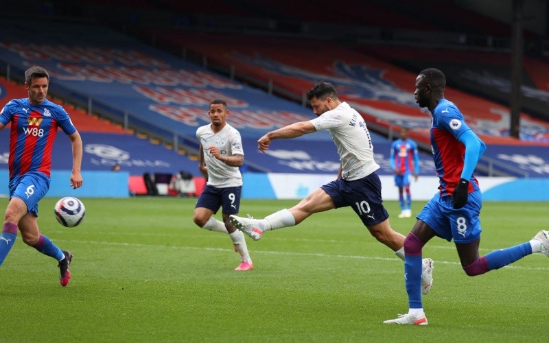  Hạ Crystal Palace 2-0, Man City chạm một tay vào cúp vô địch 