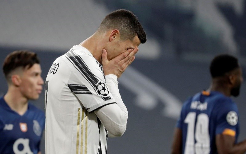  Giấc mơ tan vỡ và đến lúc Juve chia tay Ronaldo? 