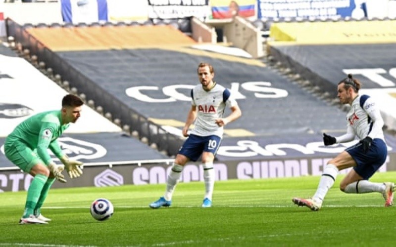  Tottenham thắng đậm Burnley 4-0 