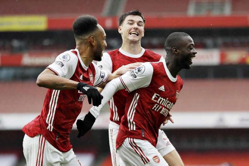  Arsenal thắng Sheffield 2-1 