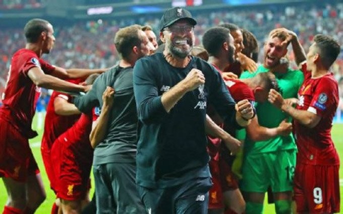  Liverpool vô địch với những kỷ lục bị phá 