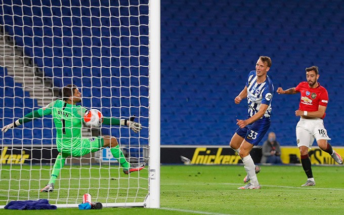  Tân binh thăng hoa, Man United thắng lớn 