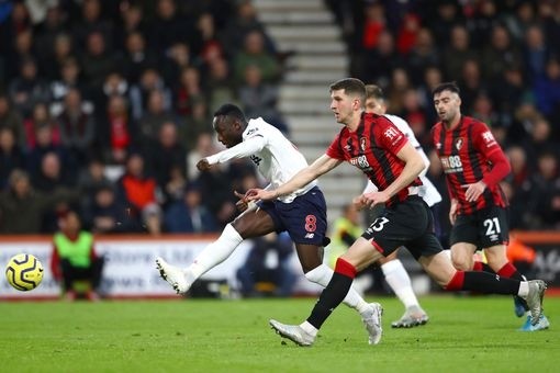  Liverpool và Tottenham cùng thắng tưng bừng 