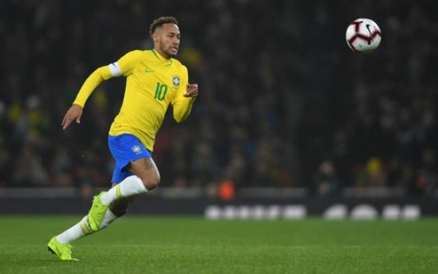  Alves thay Neymar đeo băng đội trưởng Brazil ở Copa America 2019 