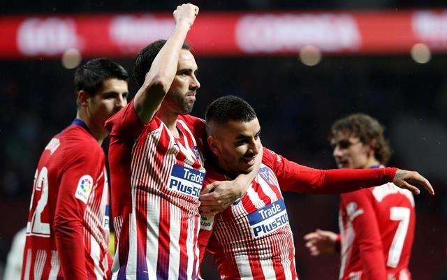  Thắng kịch tính Valencia, Atletico trì hoãn ngày đăng quang của Barca 