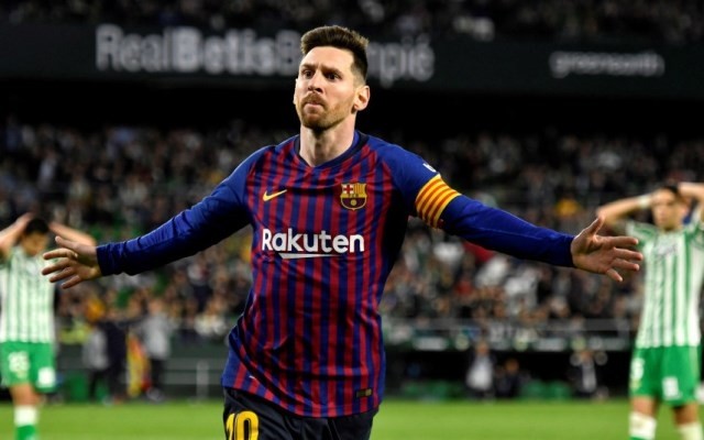  “Siêu” Messi tỏa sáng, Zidane trở lại giải cứu Real 