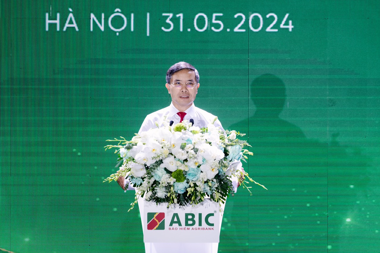 (ĐCSVN) - Ngày 31/5, Bảo hiểm Agribank tổ chức Lễ tổng kết chương trình thi đua “ABIC cùng Agribank - Chung sức thành công”.