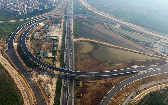 Thủ tướng Chính phủ yêu cầu đẩy nhanh tiến độ giải ngân vốn đầu tư công những tháng cuối năm 2023