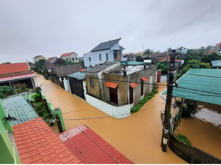 Chi cục Thống kê huyện Lệ Thủy, tỉnh Quảng Bình thiệt hại khá nặng do ảnh hưởng của cơn bão số 6