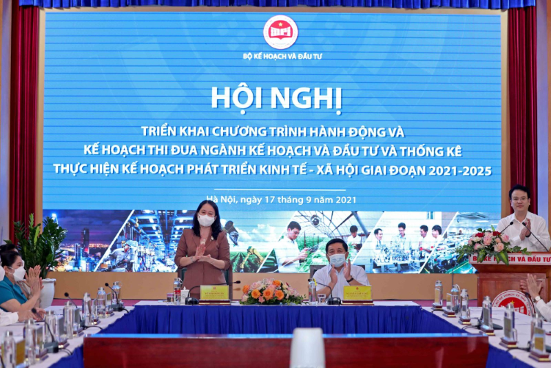 Hội nghị triển khai Chương trình hành động và Kế hoạch thi đua ngành Kế hoạch và  Đầu tư và Thống kê thực hiện Kế hoạch phát triển kinh tế - xã hội giai đoạn 2021-2025