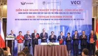 Vietjet ký thỏa thuận hợp tác cùng trường bay F Air trước sự chứng kiến của Thủ tướng hai nước Việt Nam - Cộng hòa Séc