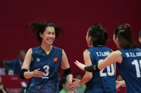 ASIAD 19: Tấn công mạnh mẽ, bóng chuyền nữ Việt Nam thắng 3-2 Hàn Quốc