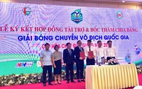 Tài trợ gần 4 tỷ đồng, ông bầu Đào Hữu Huyền mong Chủ tịch Liên đoàn bóng chuyền chuyên nghiệp hơn