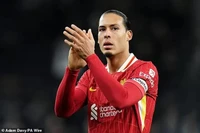 Van Dijk tiết lộ bí mật đằng sau phong độ đáng kinh ngạc của Liverpool