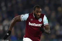 Michail Antonio có thể buộc phải giải nghệ sau vụ tai nạn kinh hoàng