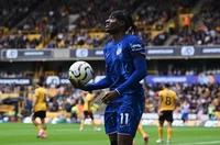 Madueke ghi hat-trick khi Chelsea vùi dập Wolves 6-2