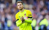 Arsenal mượn thủ môn Neto của Bournemouth