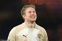 Chỉ Messi kiến ​​tạo nhiều hơn De Bruyne trong 10 năm qua