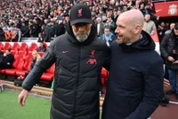 Ten Hag có thể vắng tới 13 cầu thủ trụ cột khi gặp Liverpool