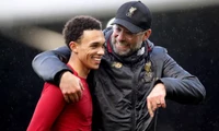 Klopp thừa nhận Alexander-Arnold là một tiền vệ mà Liverpool cần