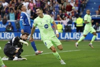 Lewandowski lập hat-trick, Barcelona vẫn dẫn đầu trước kỳ nghỉ 