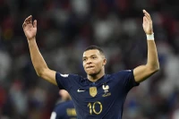 Mbappe cuối cùng đã chính thức gia nhập Real Madrid 